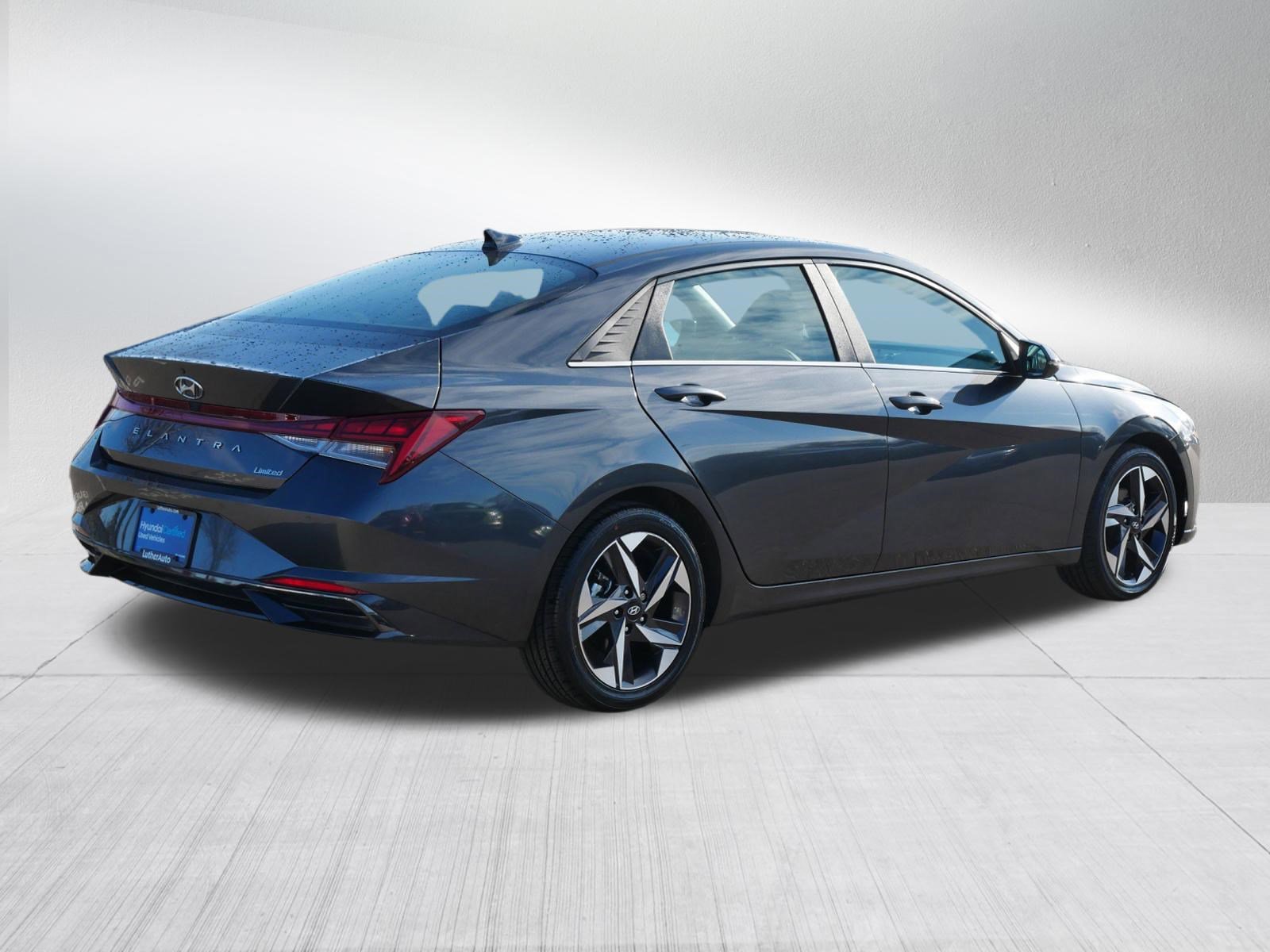 Certified 2023 Hyundai Elantra Limited image 7