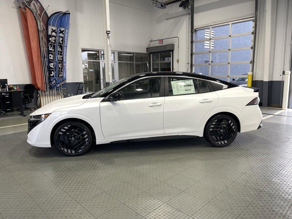 New 2026 Nissan Sentra SR w/ SR Premium Package image 5