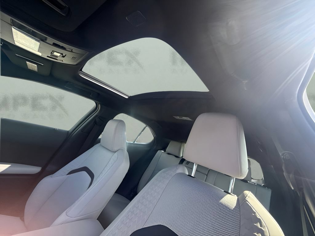 Used 2020 Lexus UX 200 w/ Premium Package FWD image 7