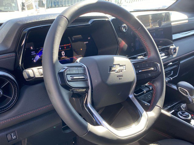 Used 2024 Chevrolet Colorado Z71 w/ Z71 Convenience Package 2 image 11