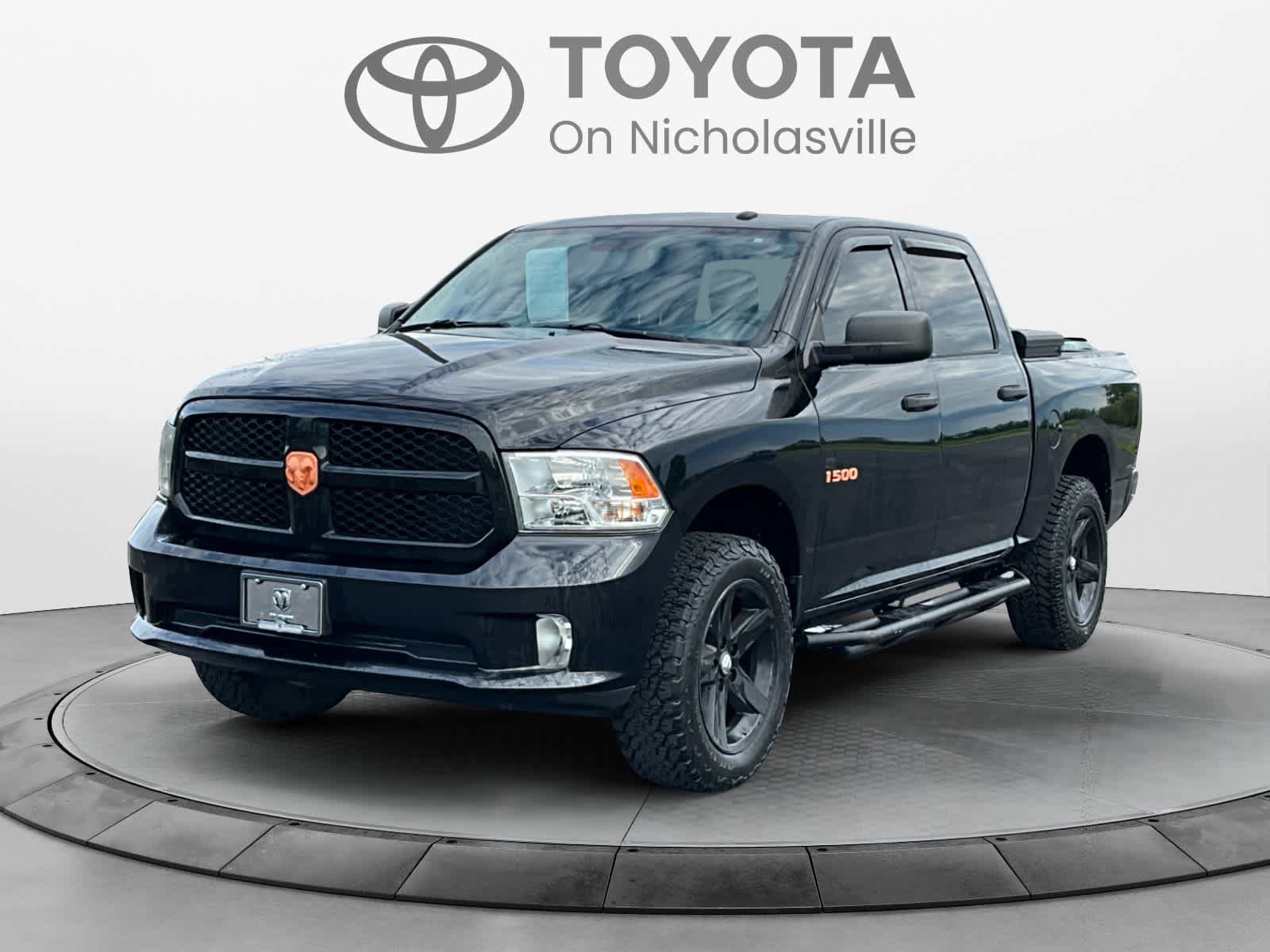 Used 2016 RAM 1500 Express w/ Popular Equipment Group AWD/4WD image 1