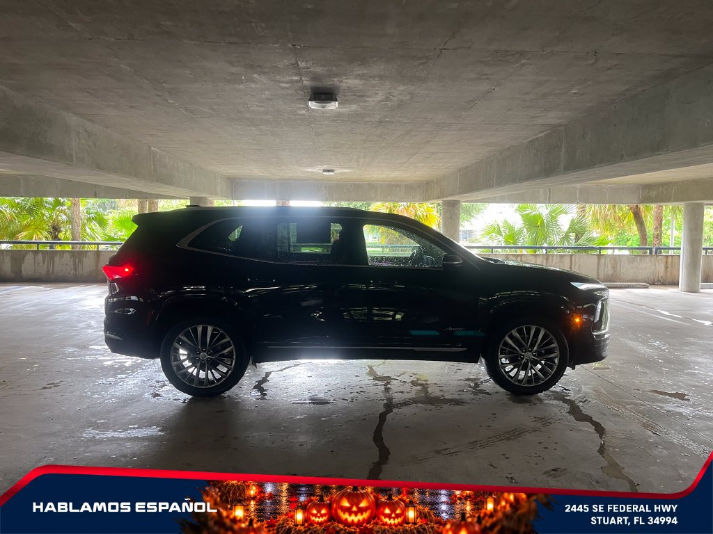 New 2026 Buick Enclave Avenir w/ Super Cruise Package AWD/4WD image 4
