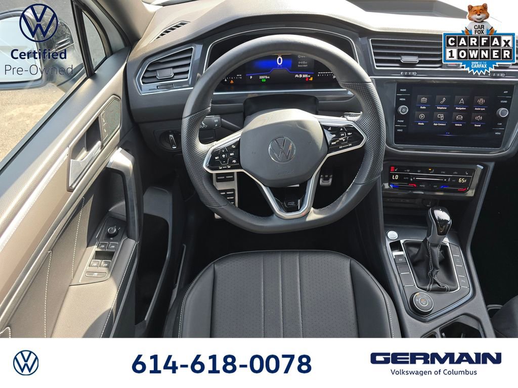 Certified 2023 Volkswagen Tiguan SE R-Line AWD/4WD image 17