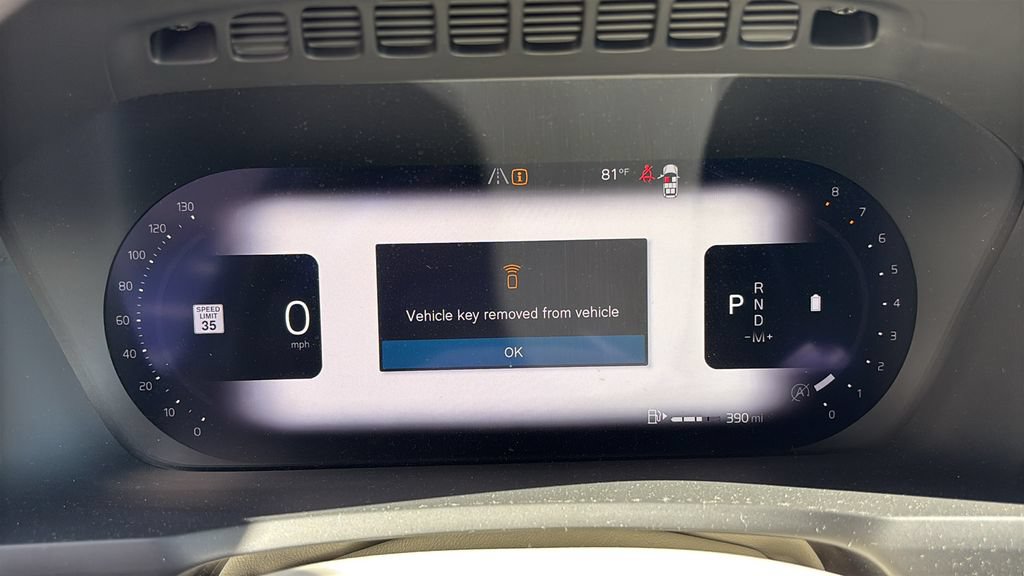 Certified 2023 Volvo XC90 B5 Plus w/ Protection Package Premier AWD/4WD image 15