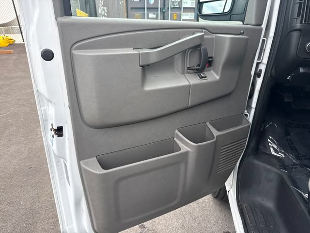 Used 2019 Chevrolet Express 2500 w/ Driver Convenience Package RWD image 12