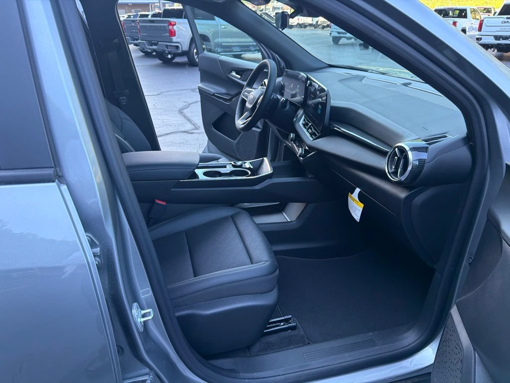 New 2026 Chevrolet Equinox LT w/ Convenience Package II FWD image 14