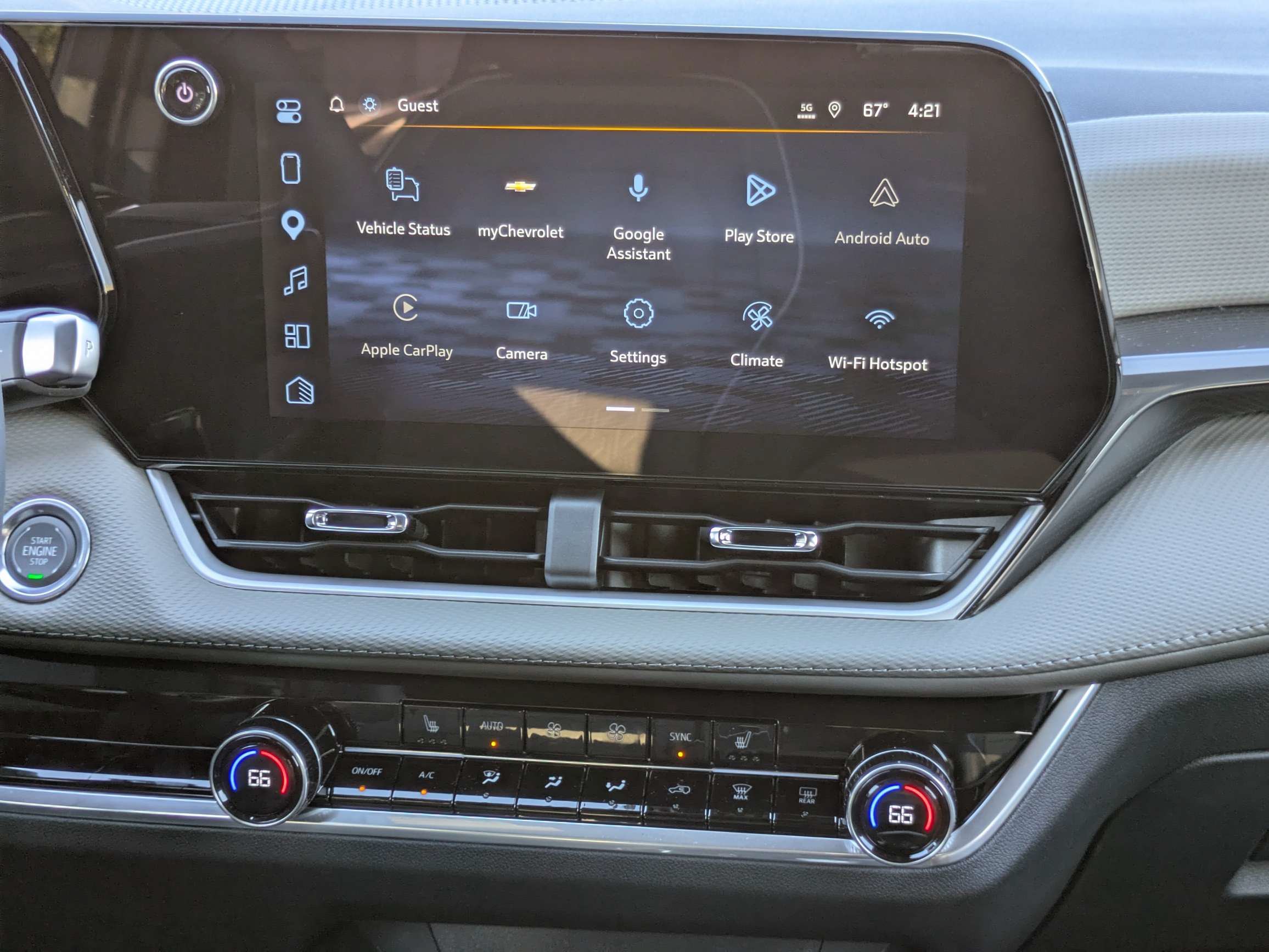 New 2027 Chevrolet Equinox LT w/ Convenience Package II FWD image 5