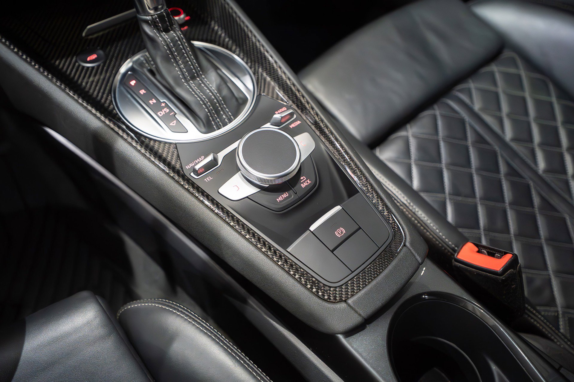 Used 2018 Audi TT RS w/ Technology Package image 22