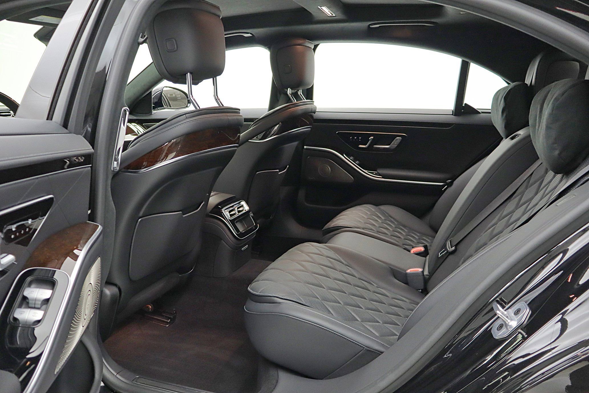 Used 2023 Mercedes-Benz S 580 4MATIC Sedan image 39