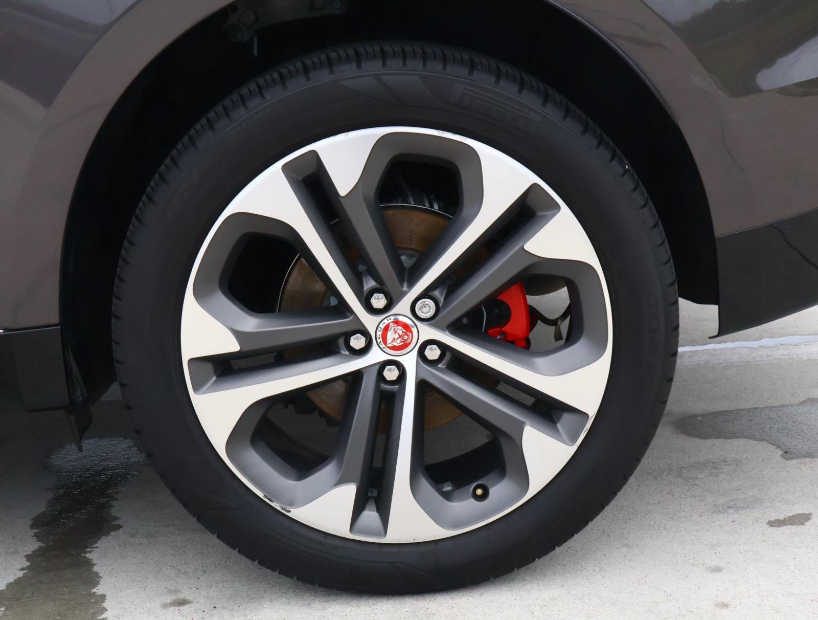 Used 2023 Jaguar F-PACE S AWD/4WD image 8
