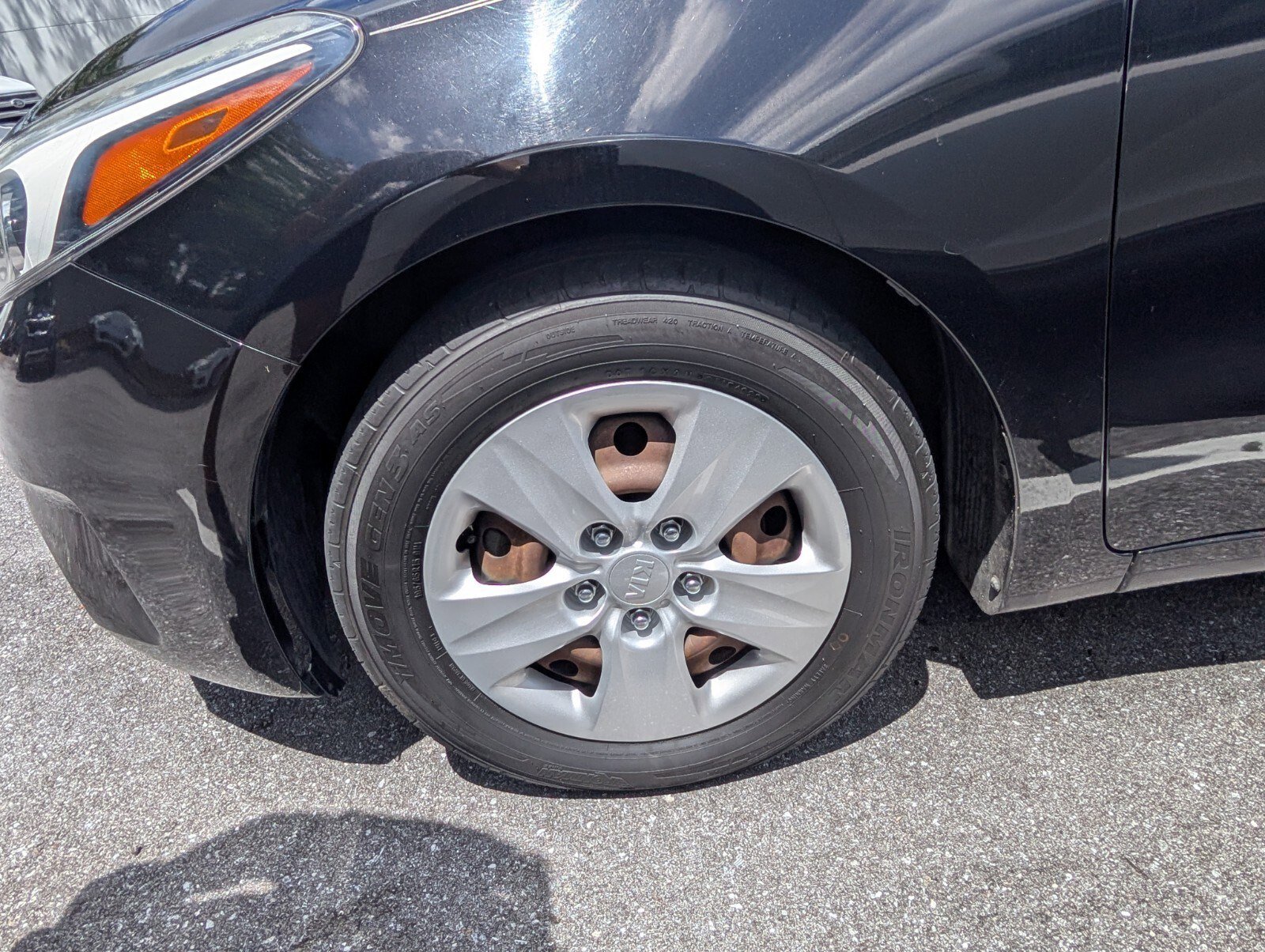 Used 2017 Kia Forte LX image 4