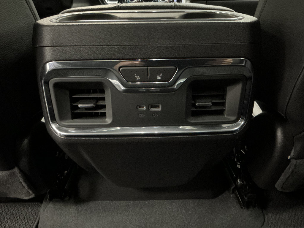 Used 2023 GMC Sierra 1500 Denali AWD/4WD image 28