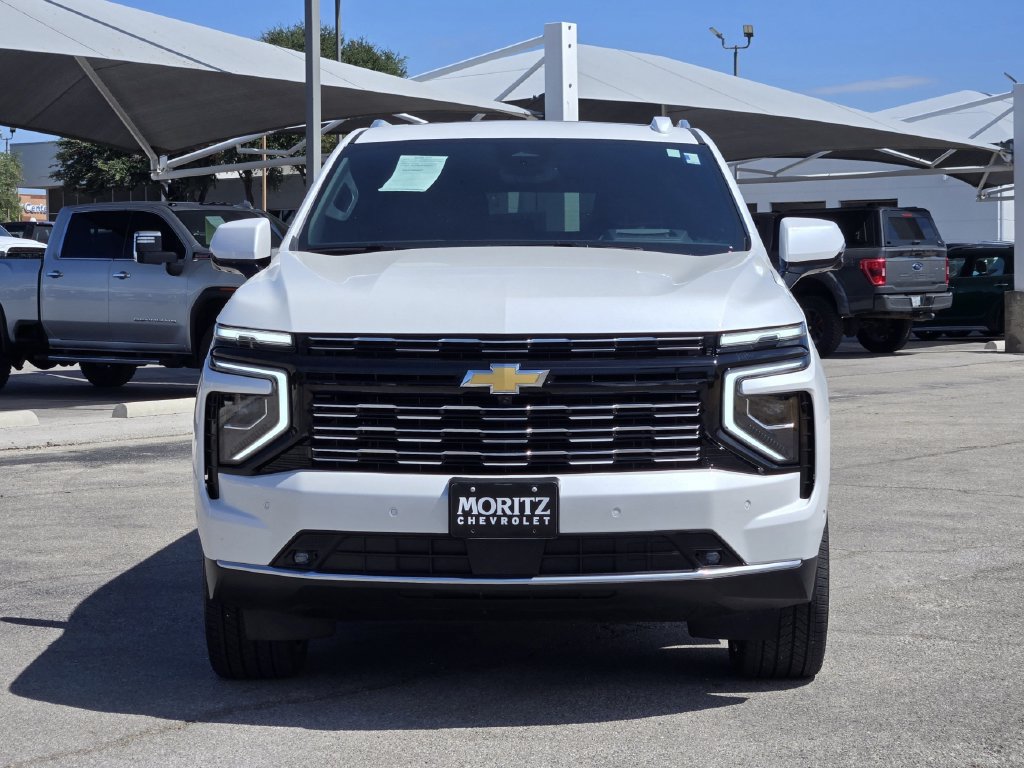 Certified 2025 Chevrolet Suburban High Country AWD/4WD image 2
