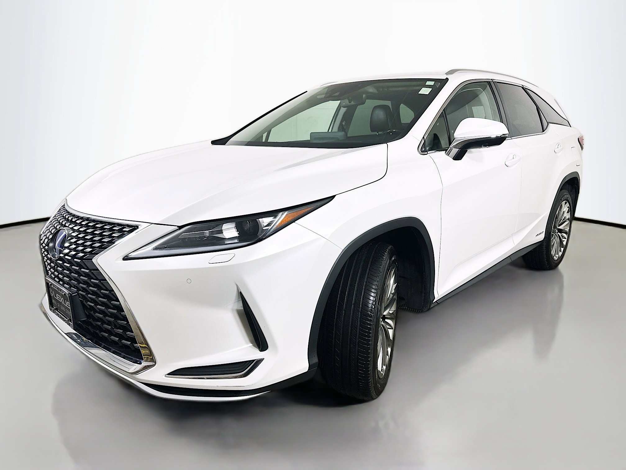 Used 2021 Lexus RX 450hL Luxury w/ Cold Area Package (CK) image 3