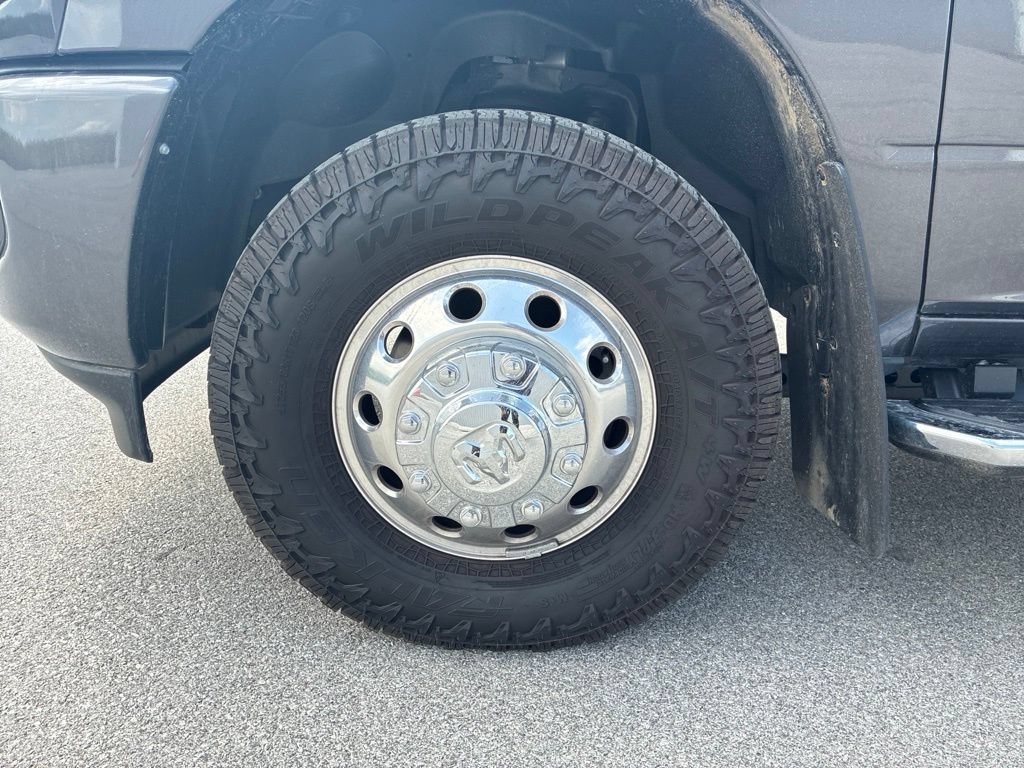 Used 2026 RAM 3500 Laramie w/ Sport Appearance Package AWD/4WD image 22