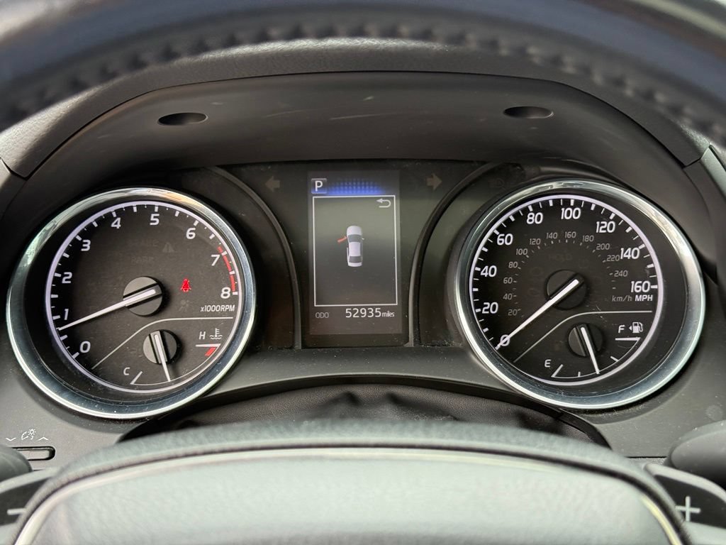 Used 2020 Toyota Camry SE FWD image 17