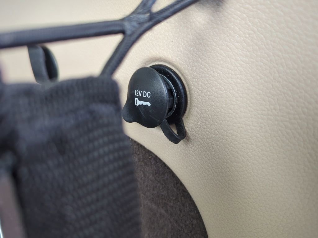 Used 2013 Jeep Grand Cherokee Overland w/ Advance Technology Group image 40