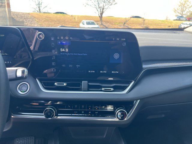 Used 2025 Chevrolet Equinox LT image 13