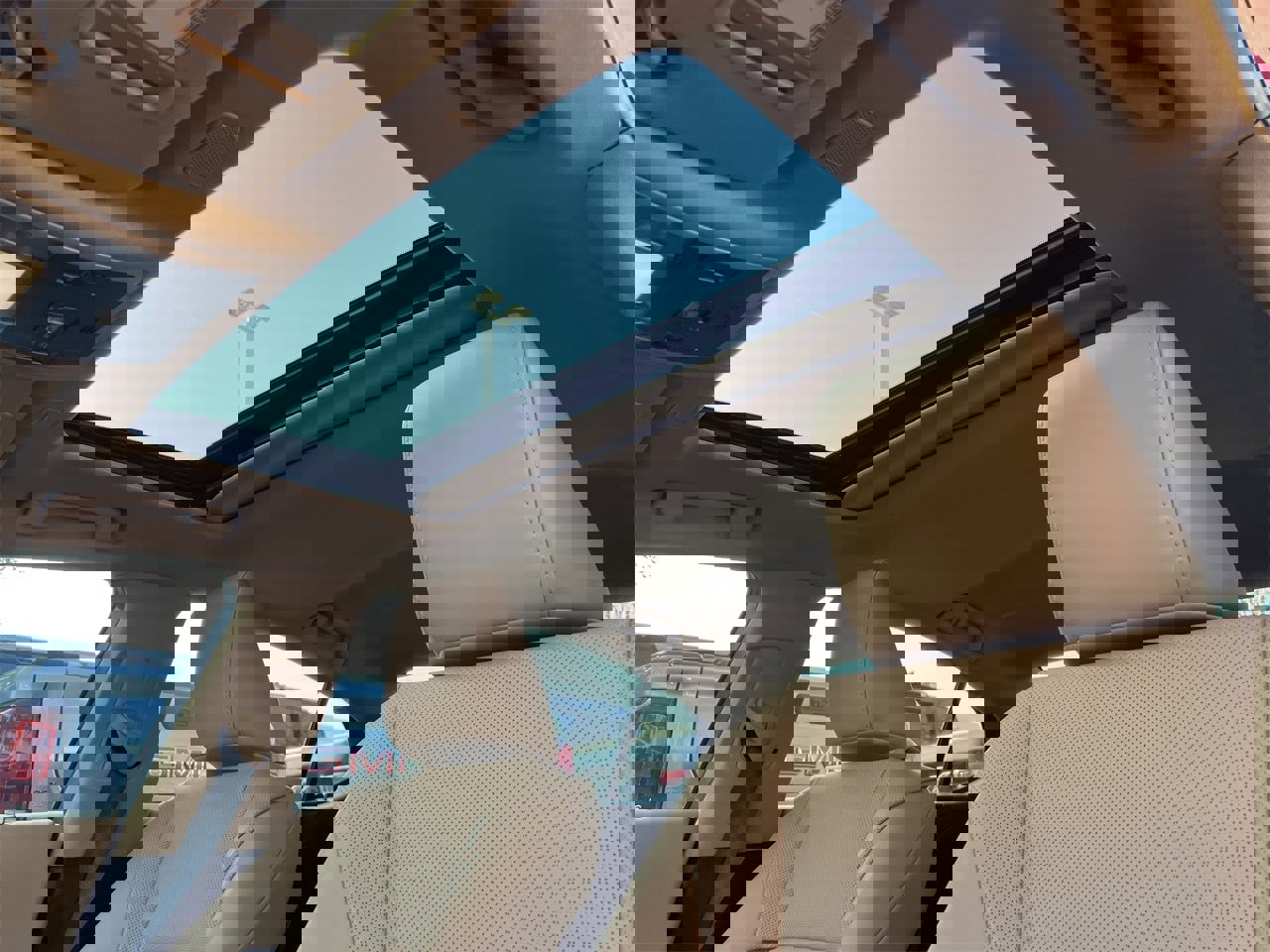 Used 2023 Lexus ES 300h w/ Premium Package image 25