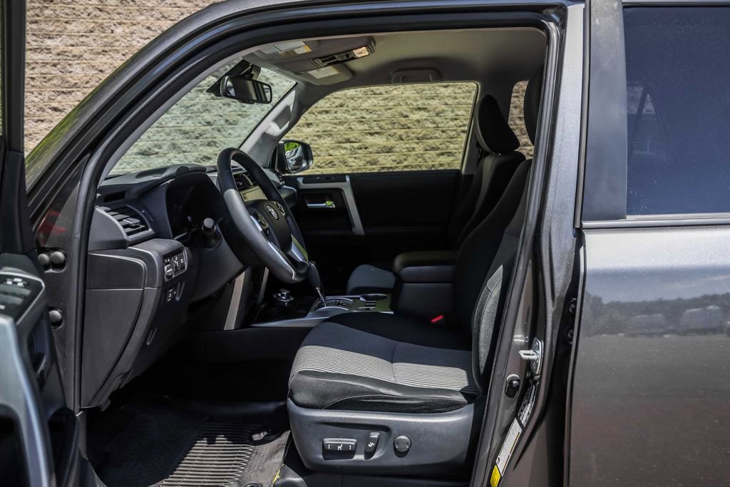 Used 2023 Toyota 4Runner SR5 AWD/4WD image 24