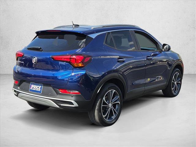 Used 2022 Buick Encore GX Select w/ Advanced Technology Package AWD/4WD image 5