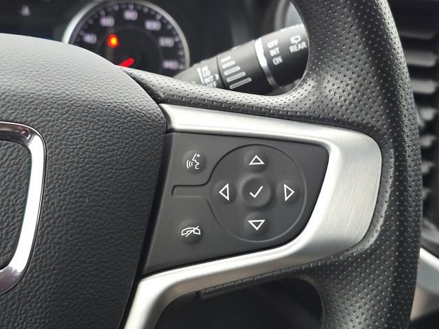 Used 2023 GMC Acadia SLE image 19