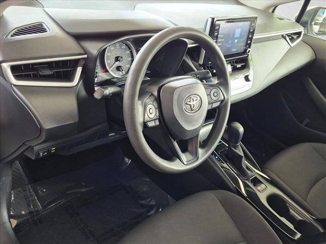 Used 2020 Toyota Corolla LE FWD image 9