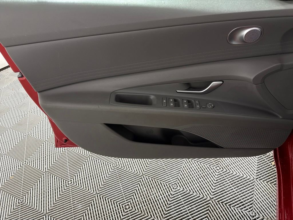 Certified 2023 Hyundai Elantra SEL image 12