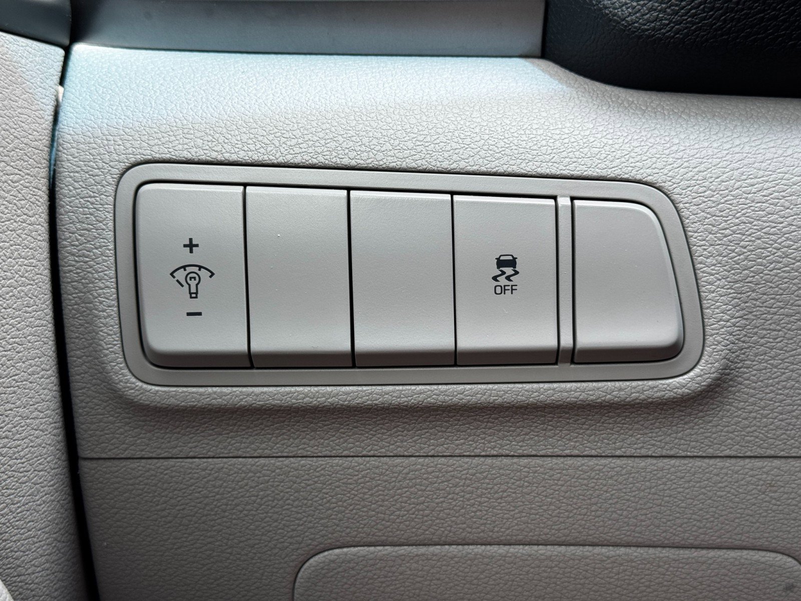 Used 2018 Hyundai Tucson SE image 17