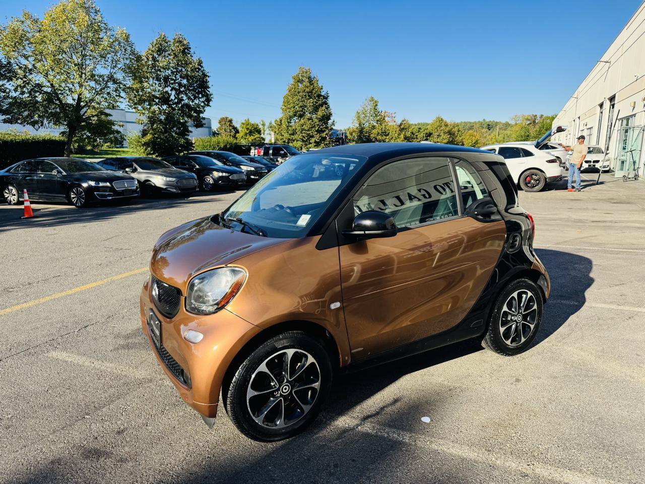 Used 2016 smart fortwo passion RWD image 26