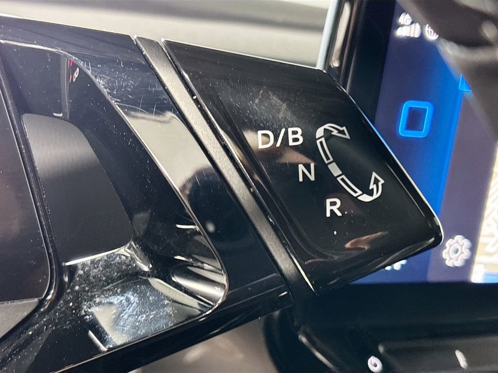 Used 2023 Volkswagen ID.4 Pro S Plus image 18