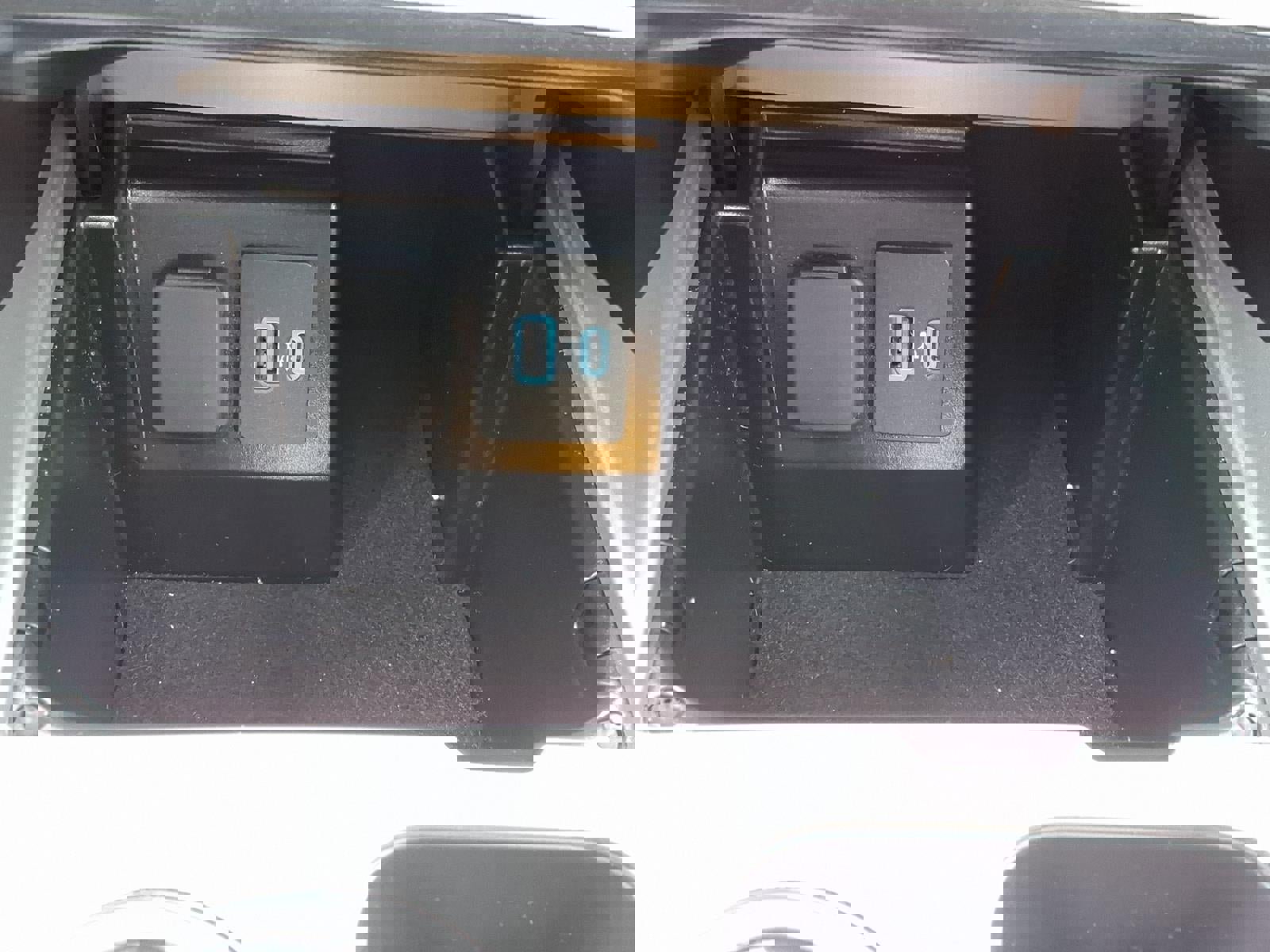 Certified 2024 Ford Explorer ST-Line w/ Class IV Trailer Tow Package image 22