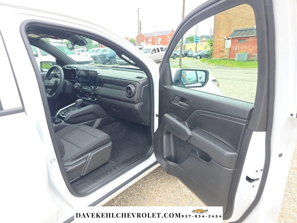 Used 2024 Chevrolet Colorado W/T w/ WT Convenience Package RWD image 30