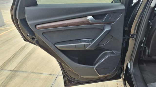 Used 2024 Audi Q5 2.0T Premium w/ Convenience Package image 18