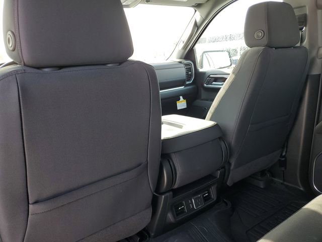 New 2026 GMC Sierra 1500 SLE image 28