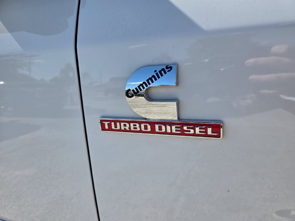Used 2025 RAM 2500 Big Horn AWD/4WD image 4