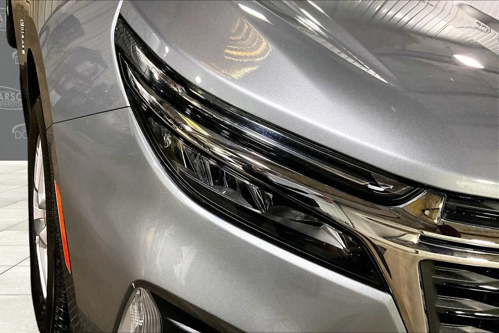 Used 2024 Chevrolet Equinox LT AWD/4WD image 4