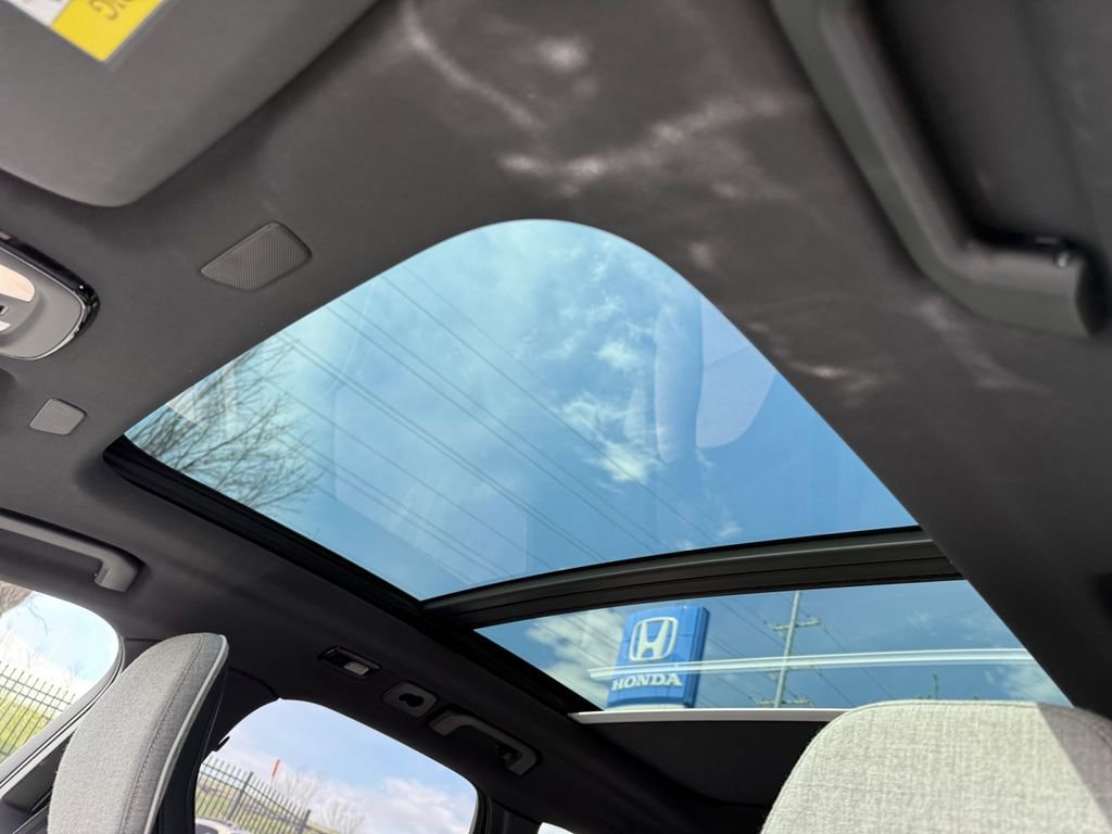 Used 2024 Volvo XC60 T8 Ultimate w/ Protection Package Premier AWD/4WD image 13