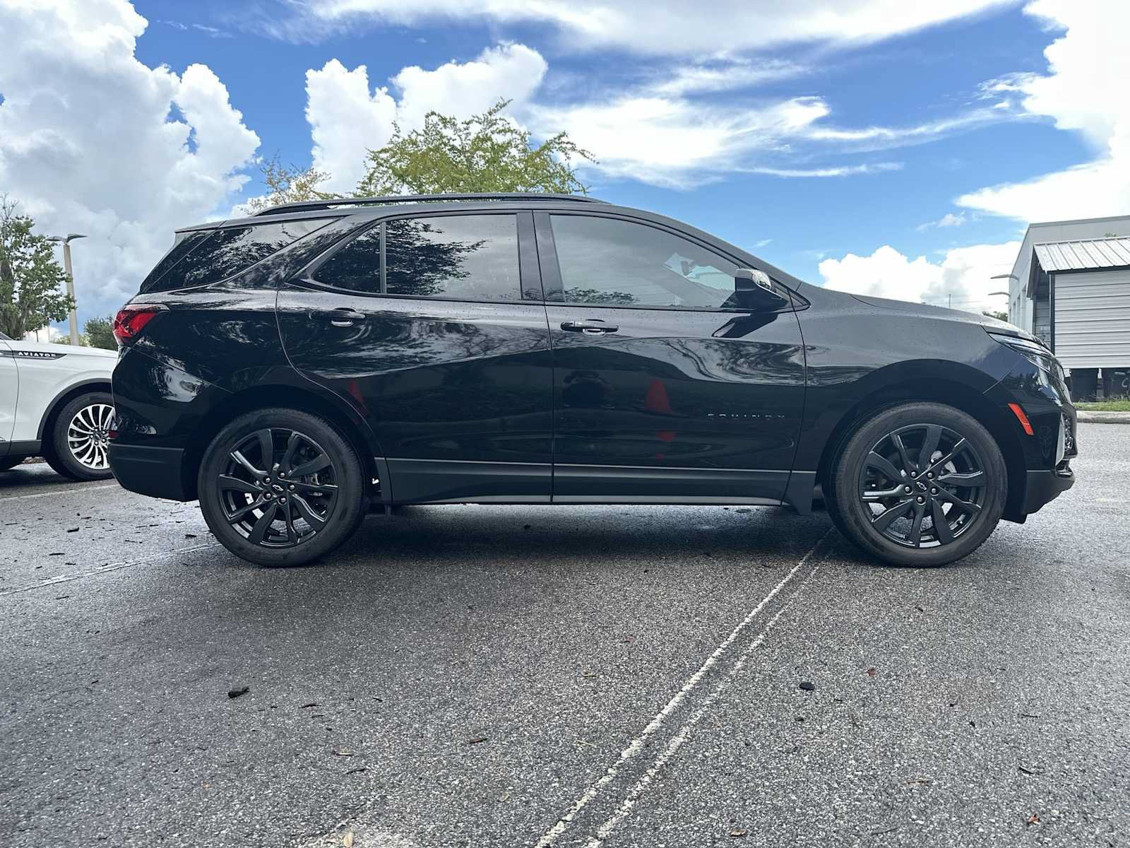 Used 2023 Chevrolet Equinox RS FWD image 7