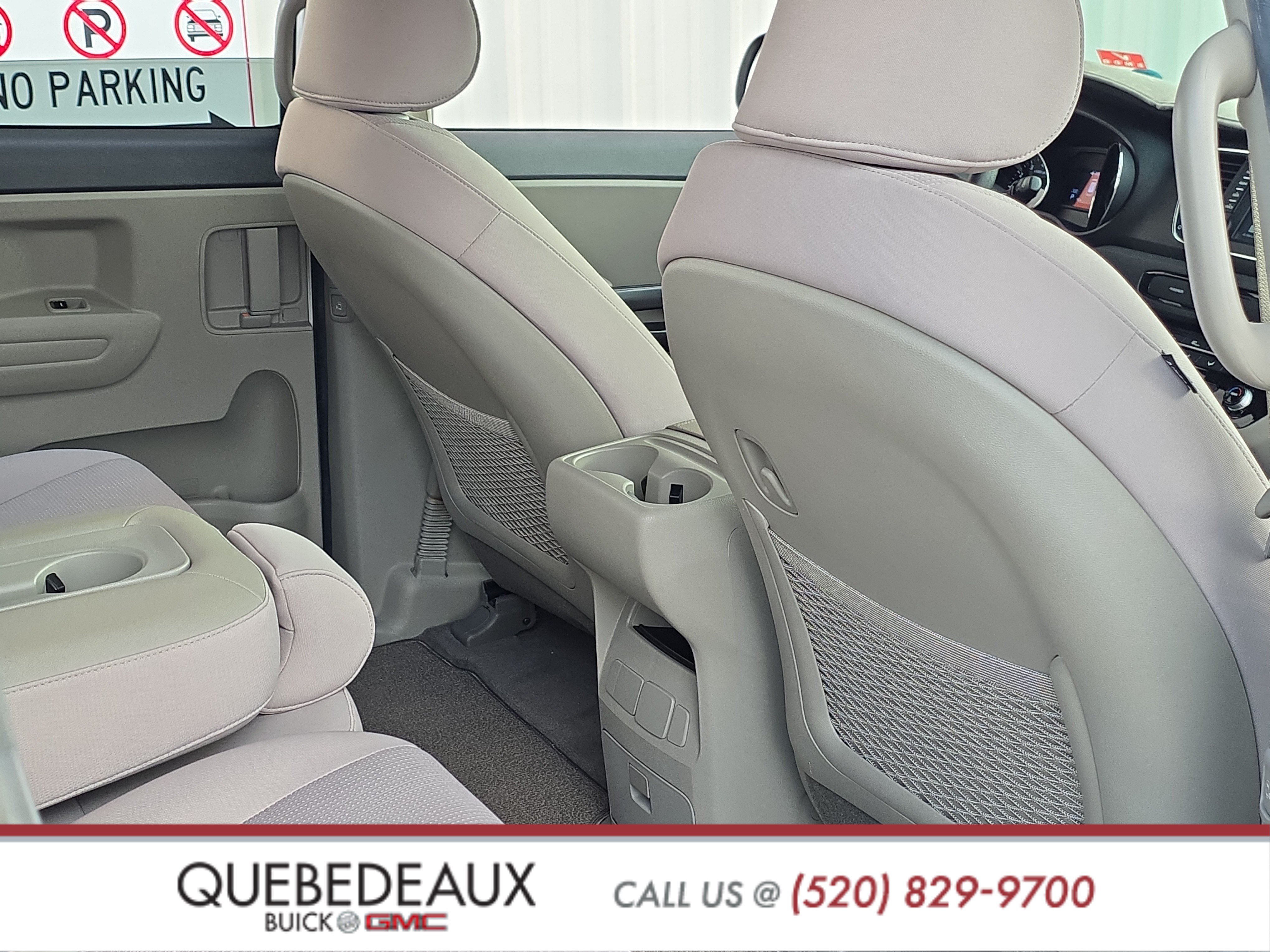Used 2019 Kia Sedona LX FWD image 21