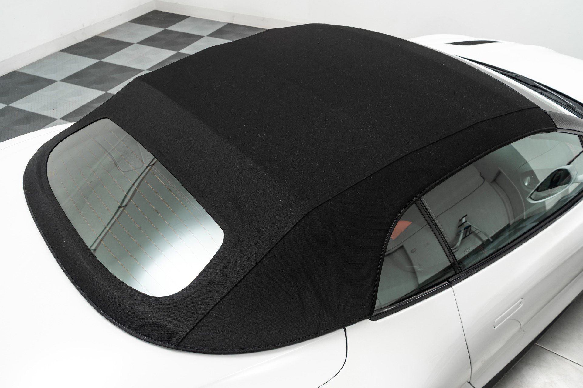 Used 2018 Aston Martin Vanquish Zagato image 41