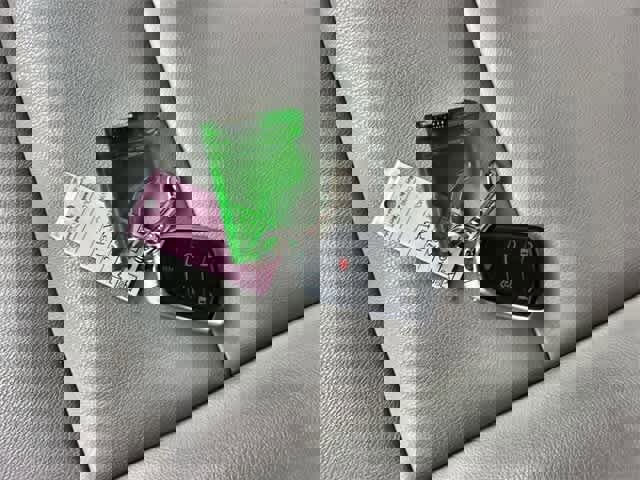 Used 2023 Cadillac XT4 Luxury w/ Cold Weather Package image 21