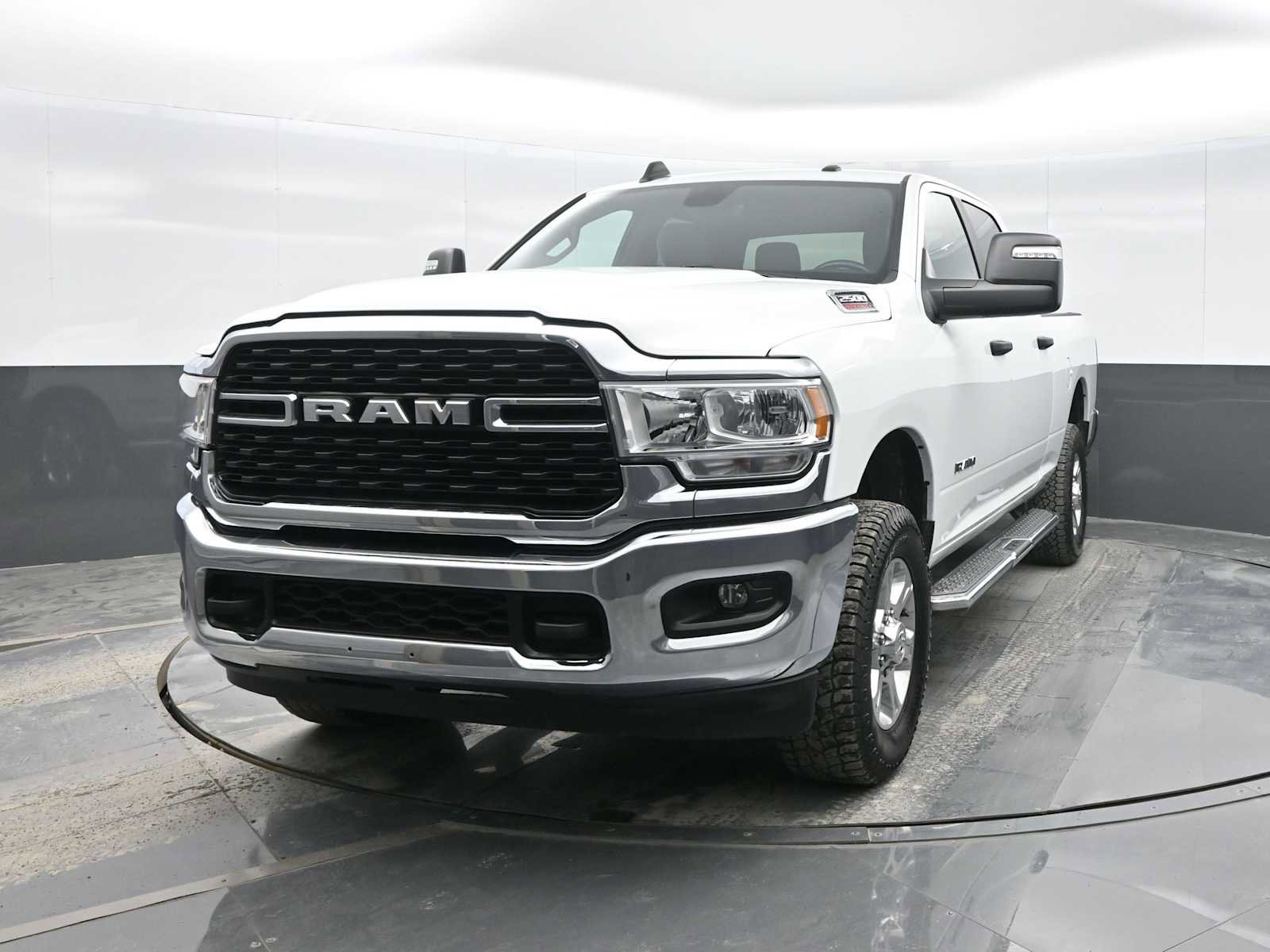 Used 2024 RAM 2500 Big Horn image 4