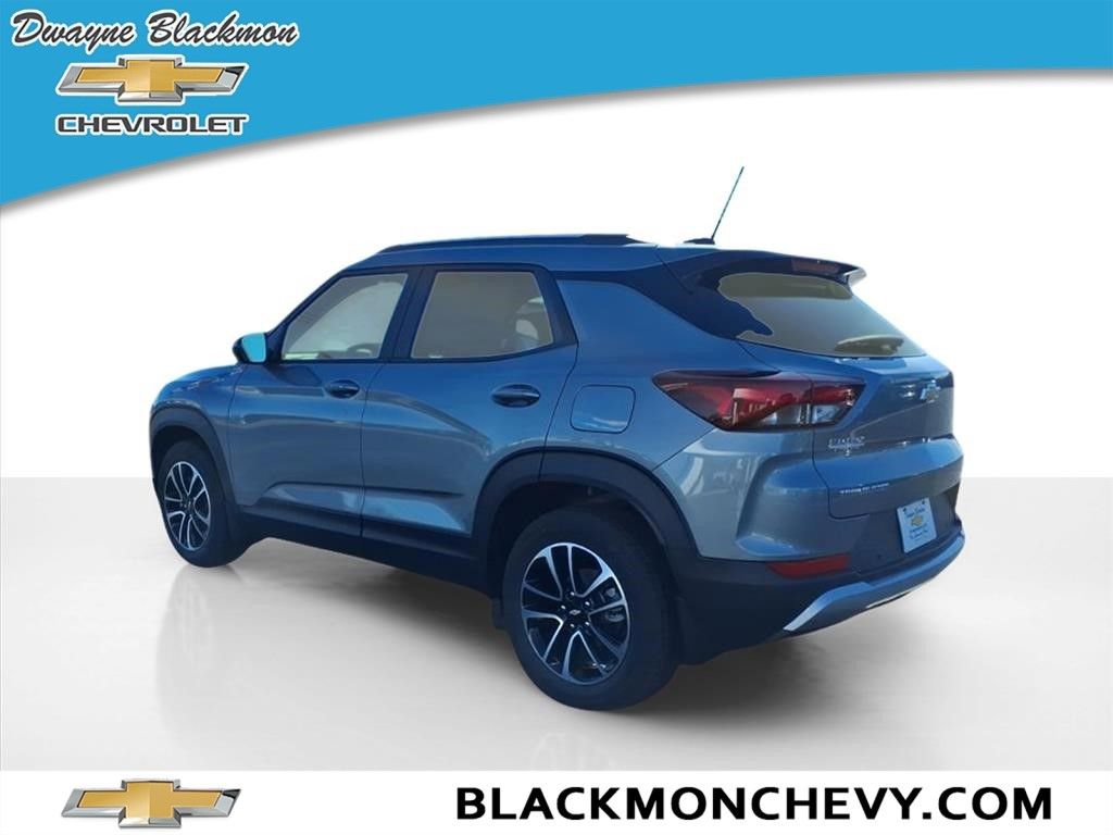 Used 2026 Chevrolet TrailBlazer LT w/ Convenience Package FWD image 5