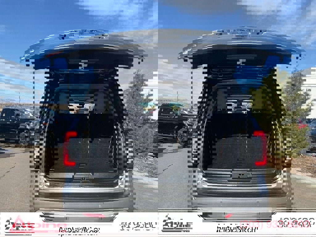 Used 2024 Ford Expedition Limited image 20