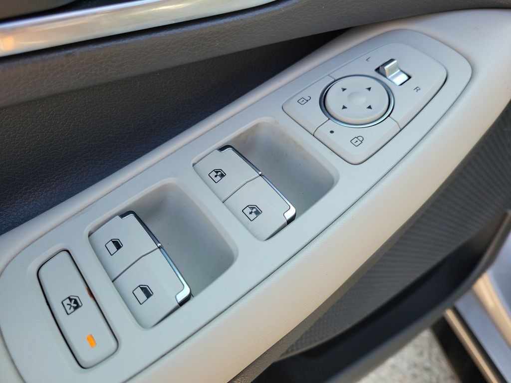 Used 2023 Hyundai Sonata SEL FWD image 13