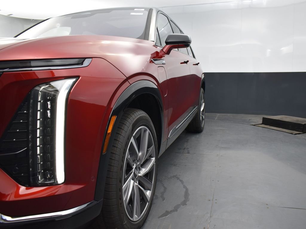 New 2026 Cadillac Vistiq Sport w/ LPO, Floor Liner Package image 42