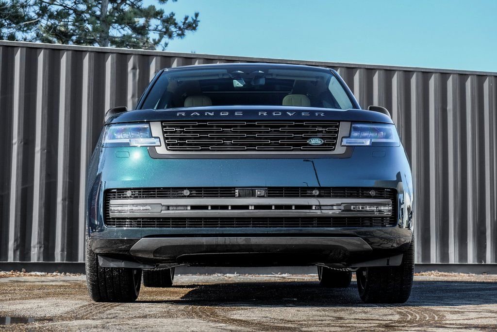New 2026 Land Rover Range Rover Long Wheelbase SE AWD/4WD image 5