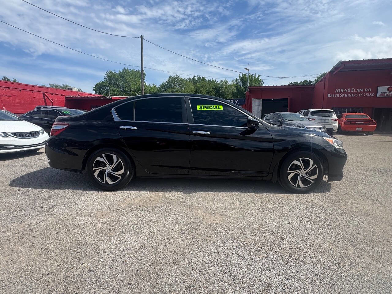 Used 2016 Honda Accord LX image 3