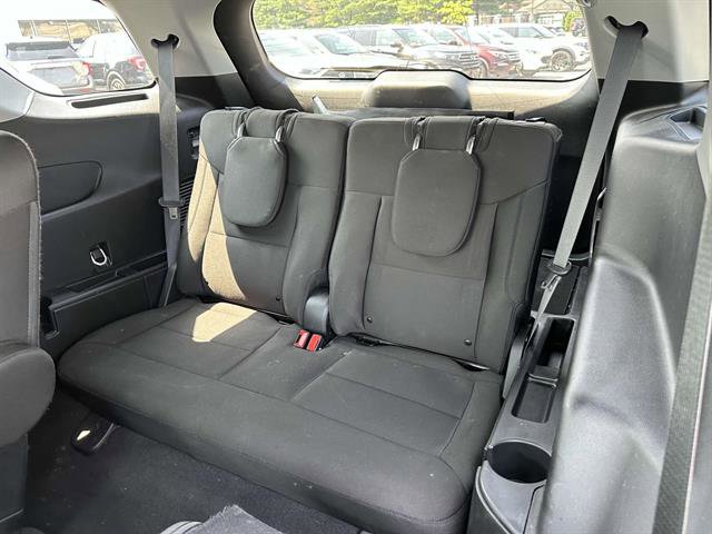 Used 2023 Ford Explorer XLT image 11